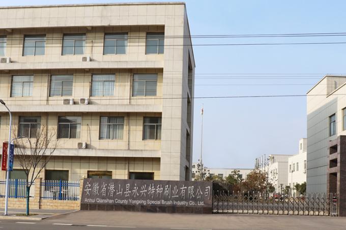 Customized material stainless steel copper bristle horse hair wire brush with rod